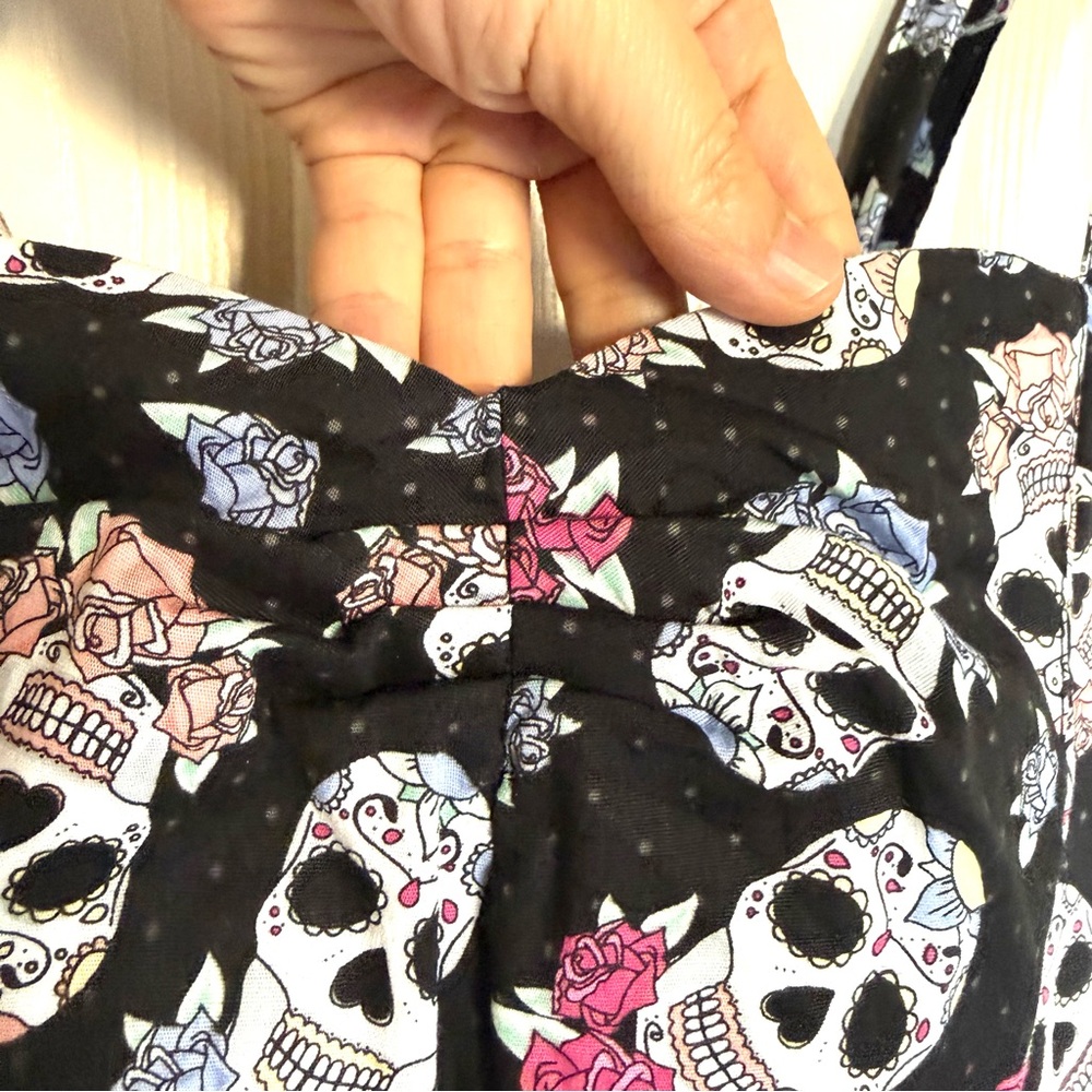 Hell Bunny Muertos 50s Style Smocked Swing Dress Dead Sugar Skull Print Ss M - Picture 4 of 12